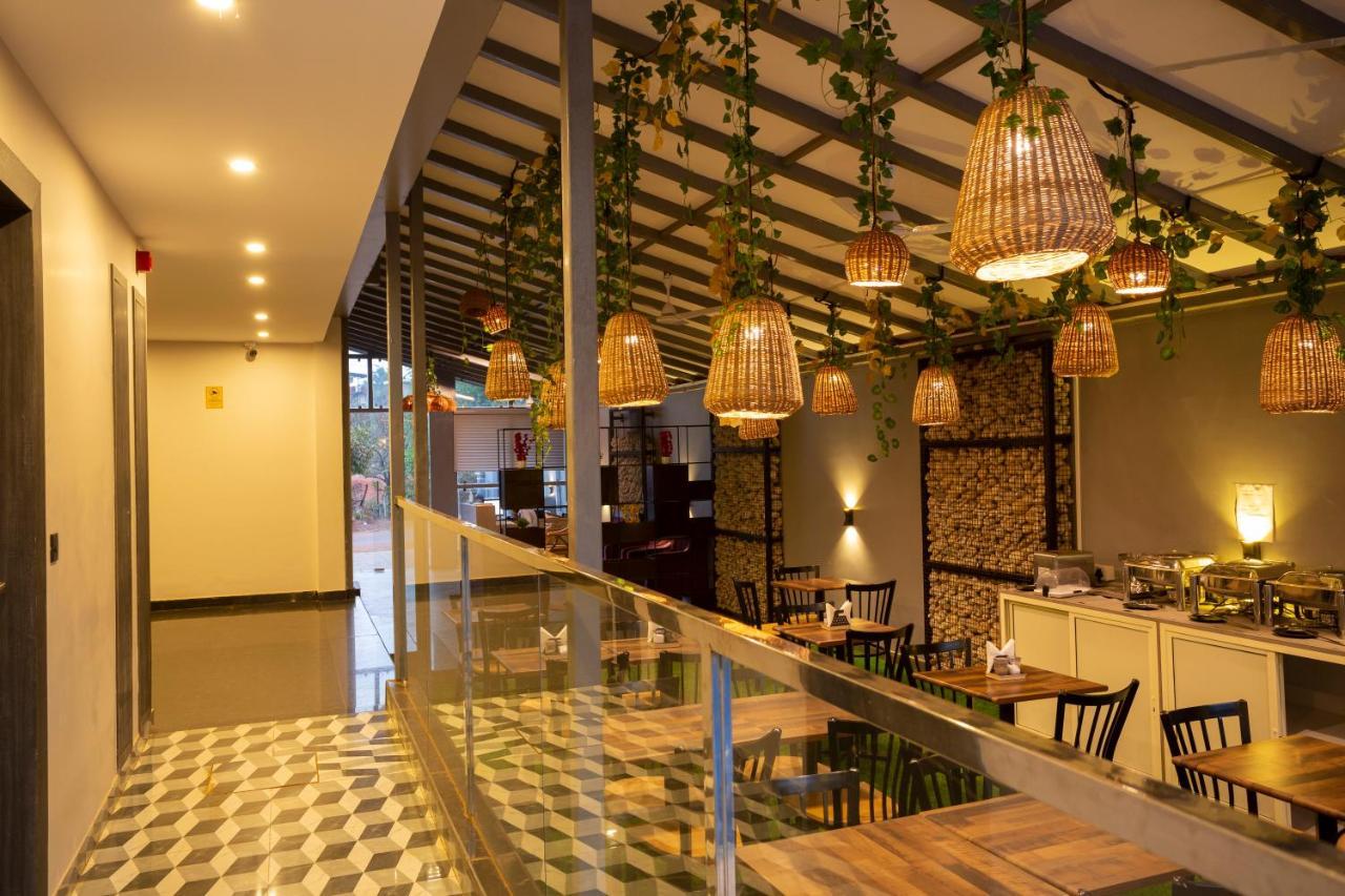 The Porto By Lagom Vagator Goa Near Ozran Beach Andžuna Exteriér fotografie